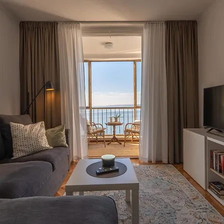 Vibes With Balcony And Spectacular View Poreč
