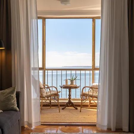 Vibes With Balcony And Spectacular View Poreč